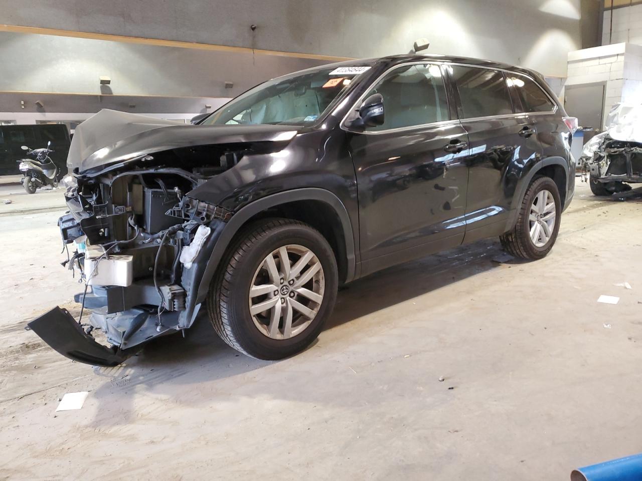 2016 TOYOTA Highlander VIN 5TDZKRFH2GS124099 photo 1