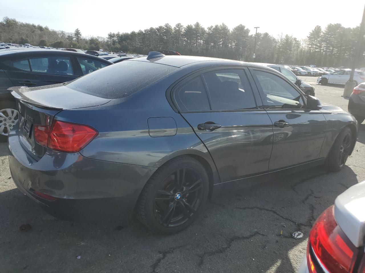 2013 BMW 3 series VIN WBA3A5G58DNP24260 photo 3
