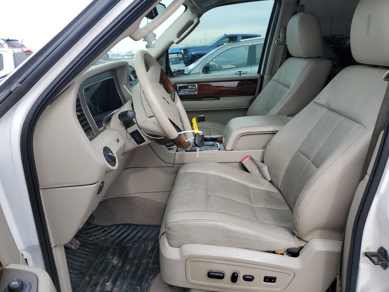 2012 LINCOLN Navigator VIN 5LMJJ2J59CEL07576 photo 7