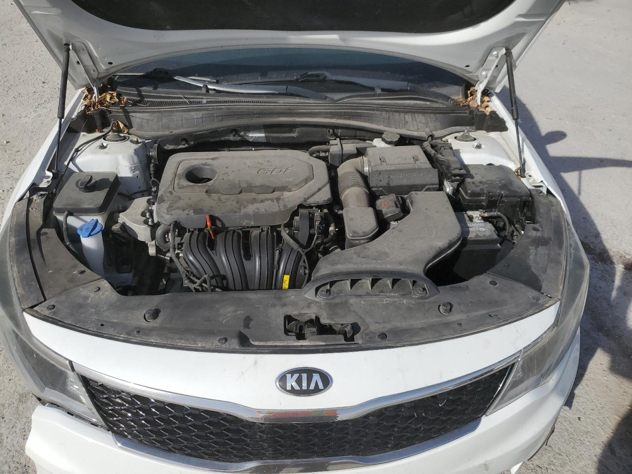 2018 KIA Optima VIN 5XXGT4L30JG208169 photo 11