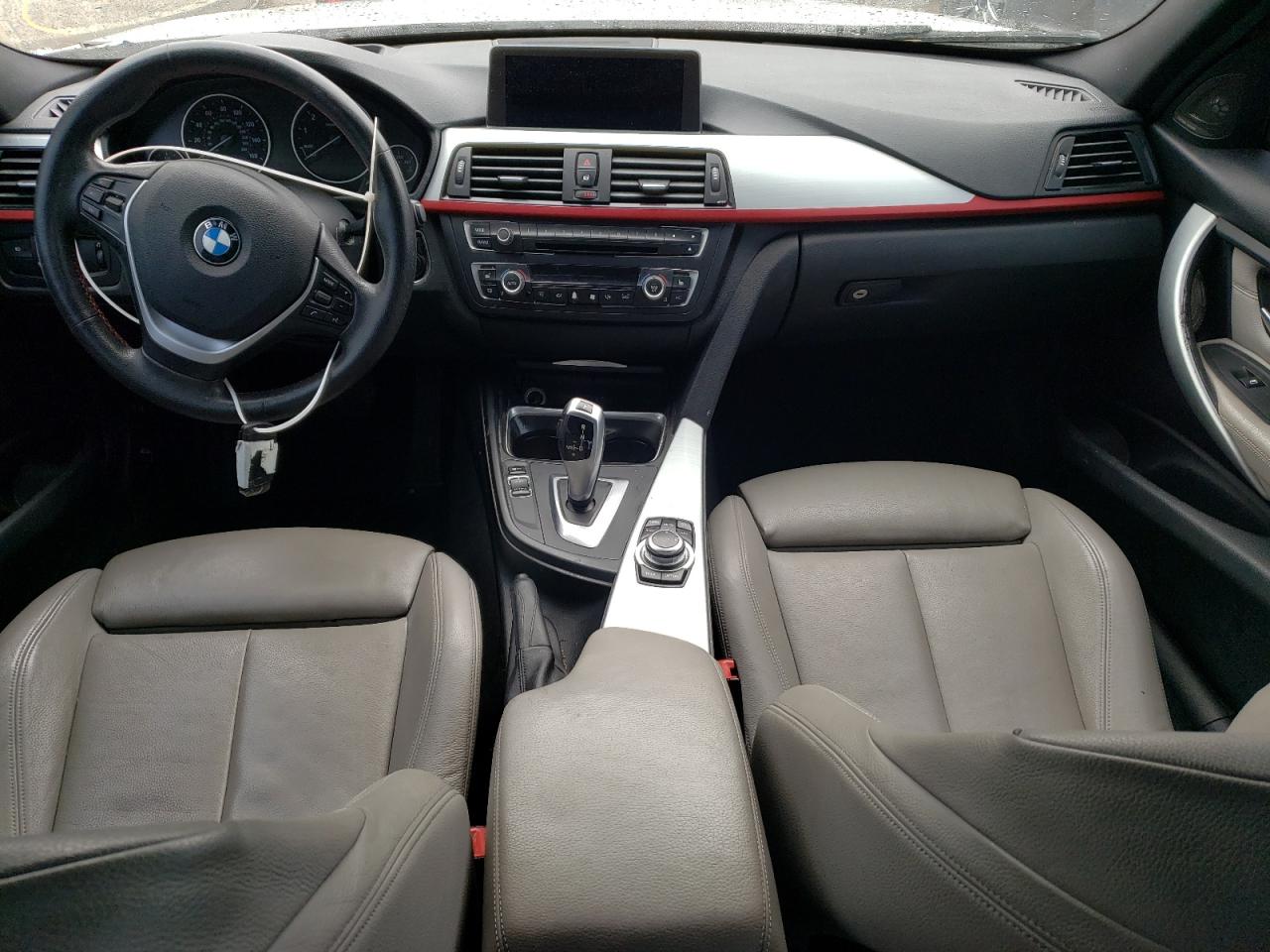2013 BMW 3 series VIN WBA3A5C5XDF350766 photo 8