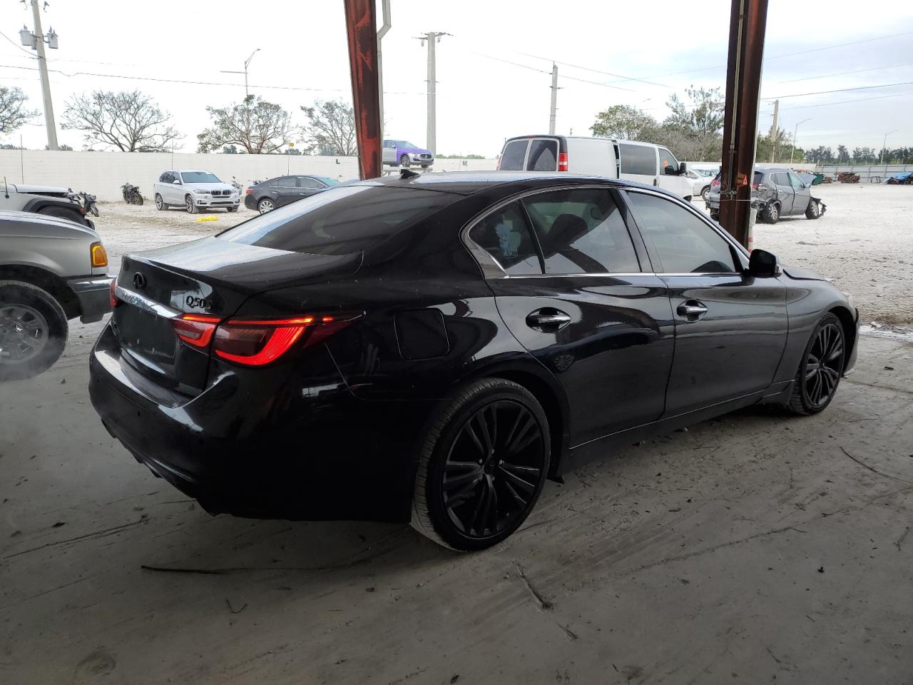 2018 INFINITI Q50 VIN JN1EV7AR6JM434949 photo 3