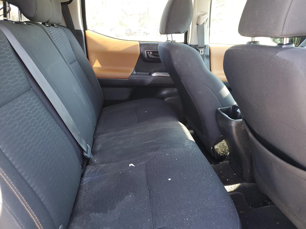 2017 TOYOTA Tacoma VIN 5TFAZ5CN8HX038254 photo 10