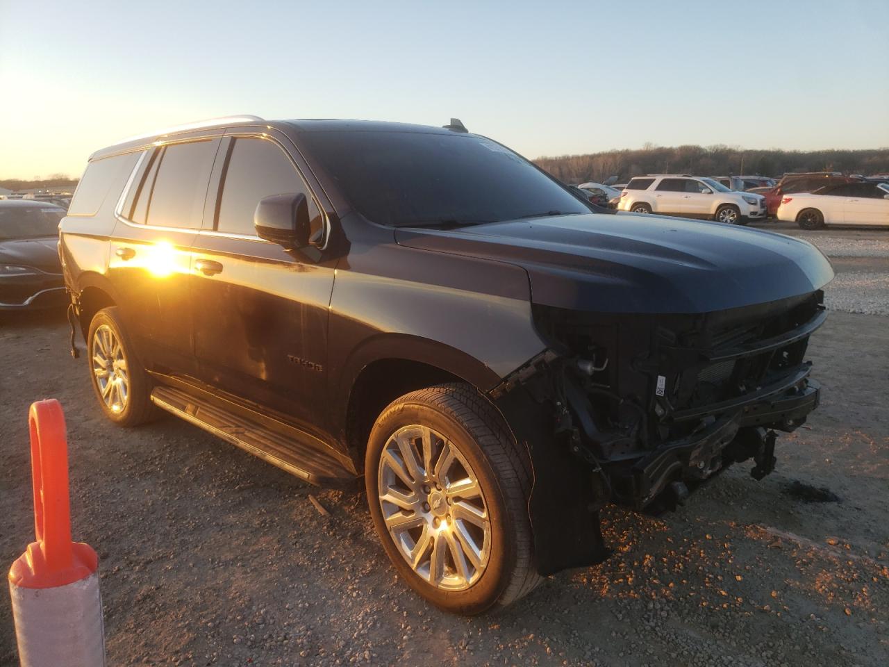 2021 CHEVROLET Tahoe VIN 1GNSCNKD3MR106769 photo 4