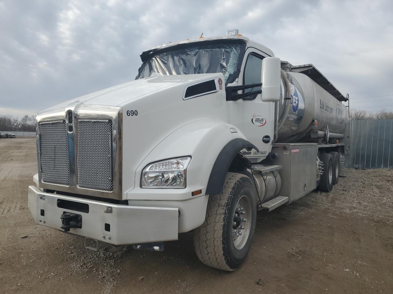 2020 KENWORTH All other VIN 1NKZXPEX3LJ370809 photo 2