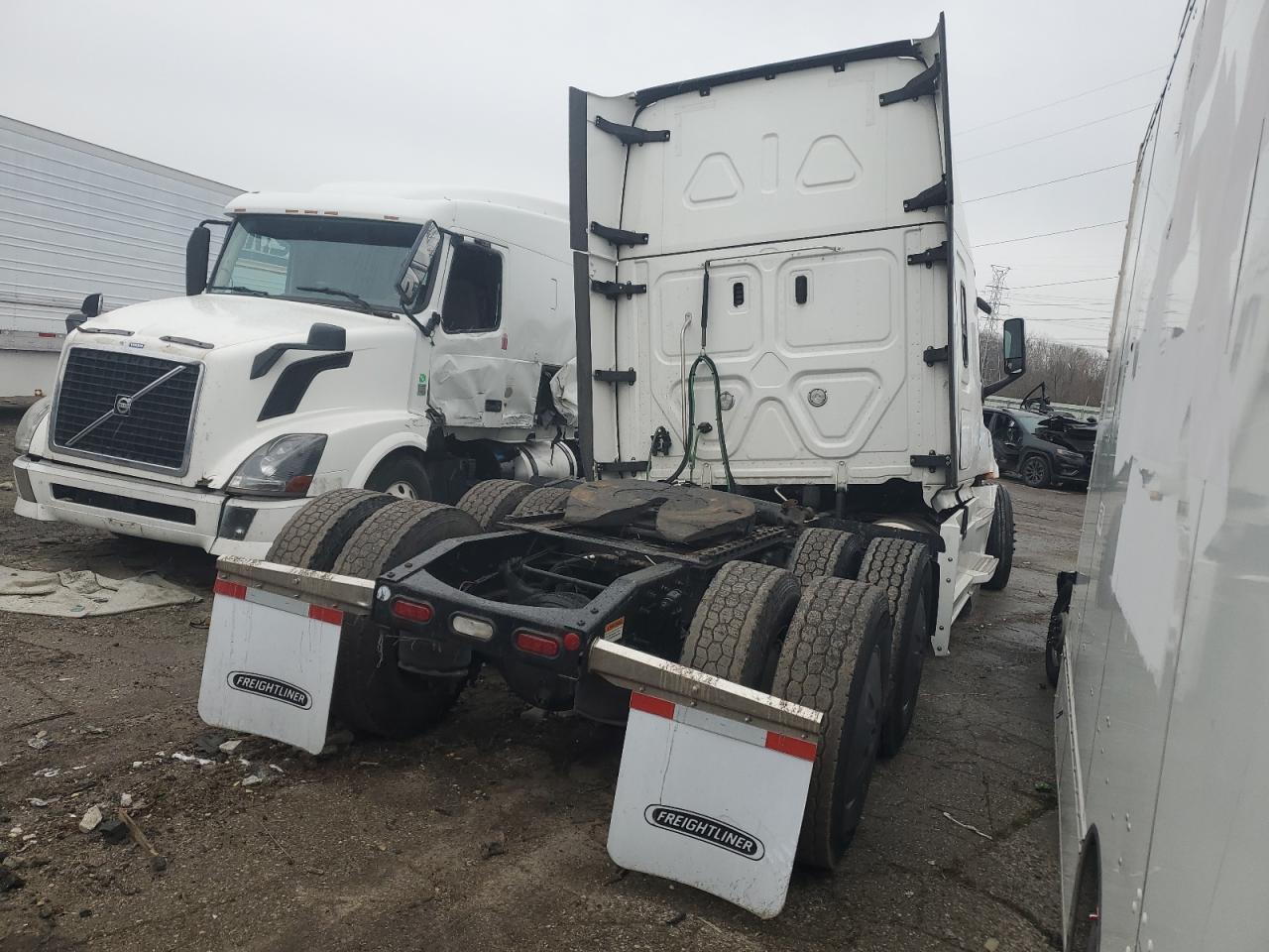 2022 FREIGHTLINER All other VIN 3AKJHHDRXNSNA1416 photo 4