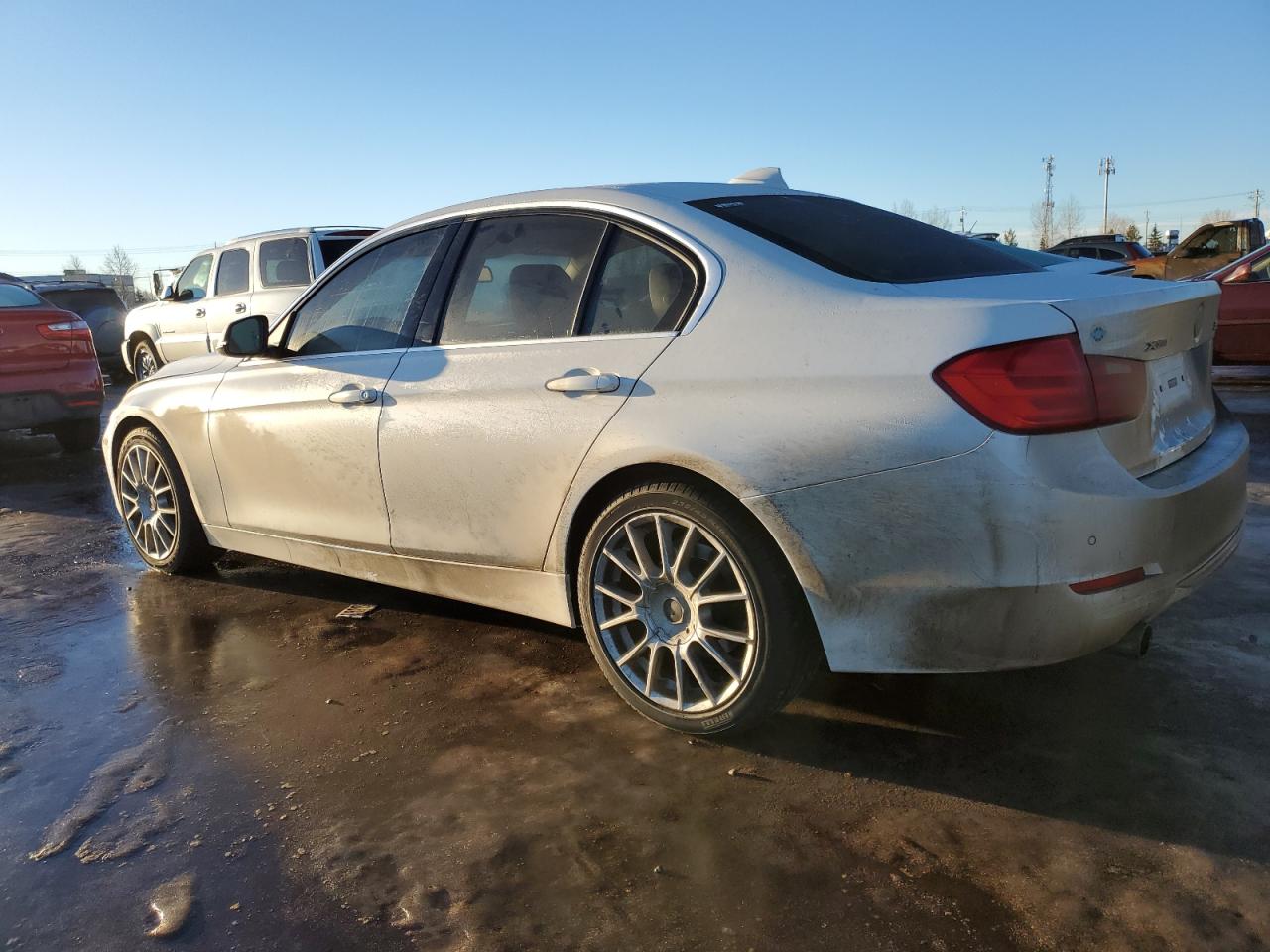 2014 BMW 3 series VIN WBA3C3C5XEF984742 photo 2