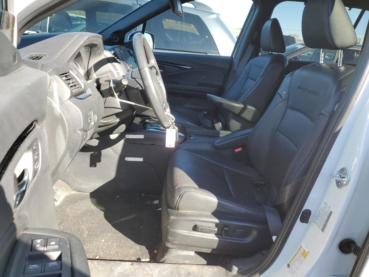 2022 Honda Pilot VIN 5FNYF6H76NB031011 photo 7