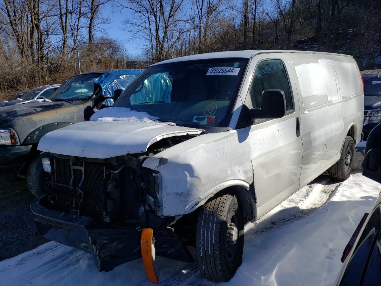 2012 CHEVROLET Express 2500 VIN 1GCWGFFAXC1109279 photo 1