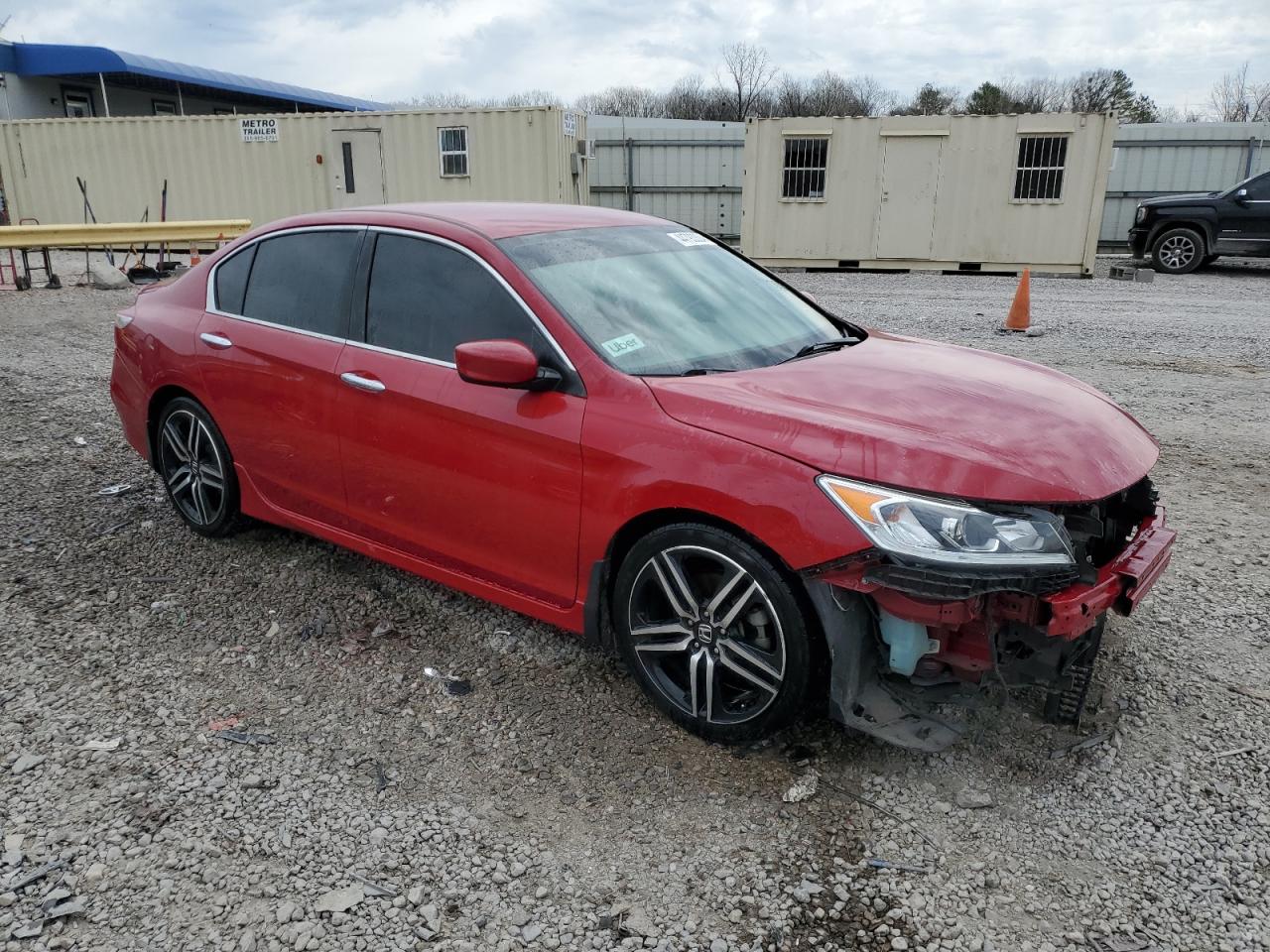 2017 Honda Accord VIN 1HGCR2F55HA194467 photo 4