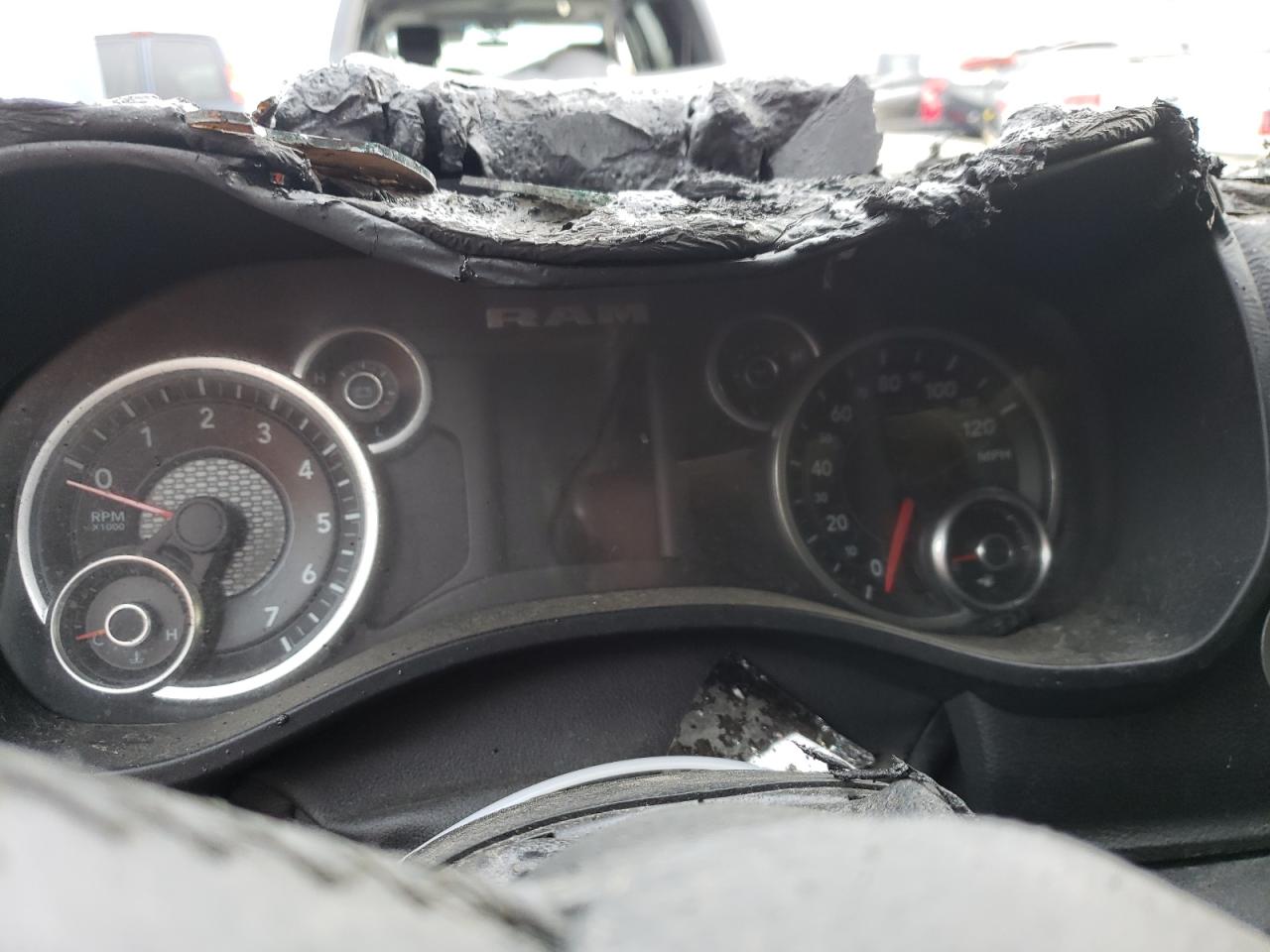 2019 RAM 1500 VIN 1C6SRFFT0KN603210 photo 9
