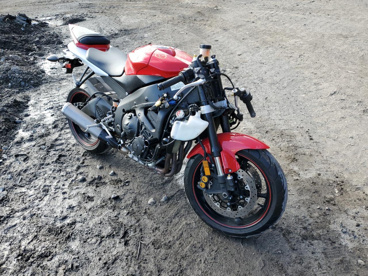 2013 YAMAHA YZFR6 VIN JYARJ16E1DA029225 photo 1