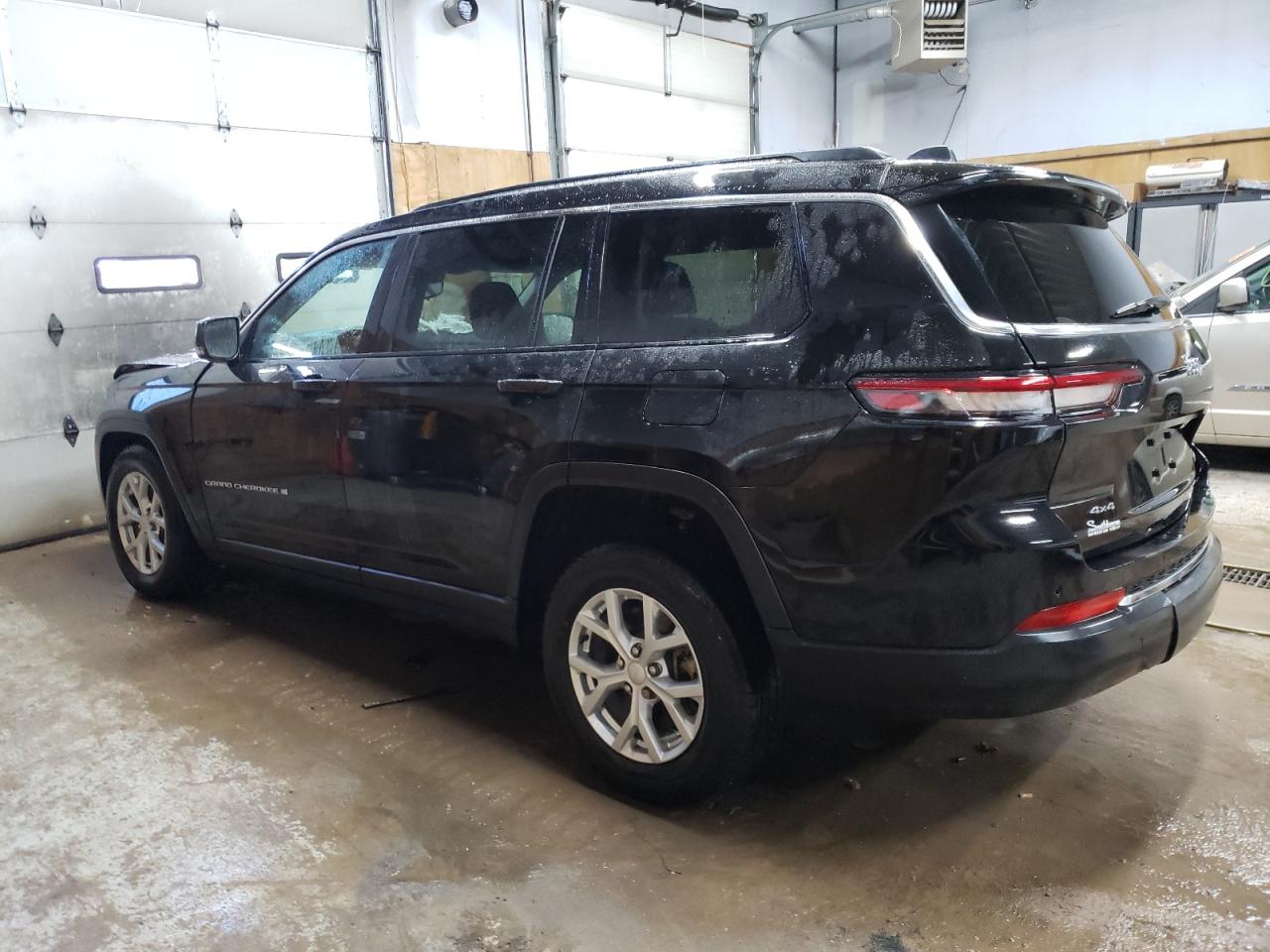 2023 JEEP Grand cherokee VIN 1C4RJKBG8P8896019 photo 2