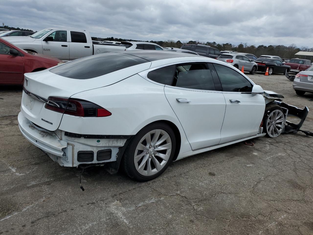 2018 TESLA Model s VIN 5YJSA1E21JF275434 photo 3