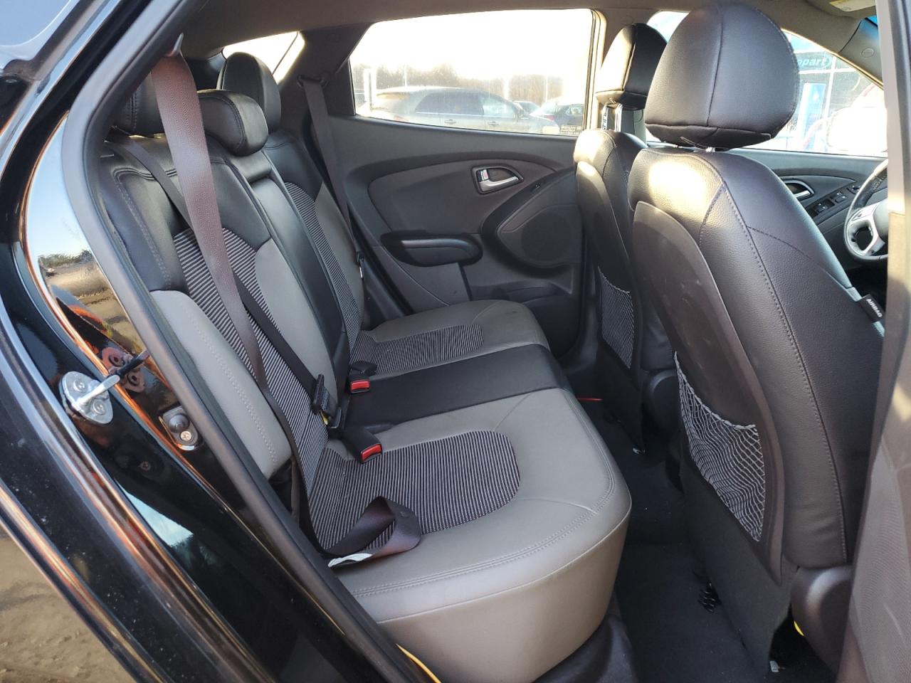 2013 HYUNDAI Tucson VIN KM8JUCAC4DU676948 photo 11