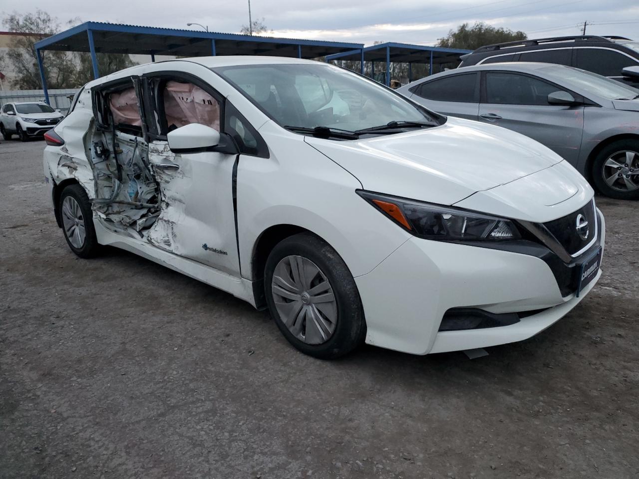 2019 NISSAN Leaf VIN 1N4AZ1CP2KC304723 photo 4