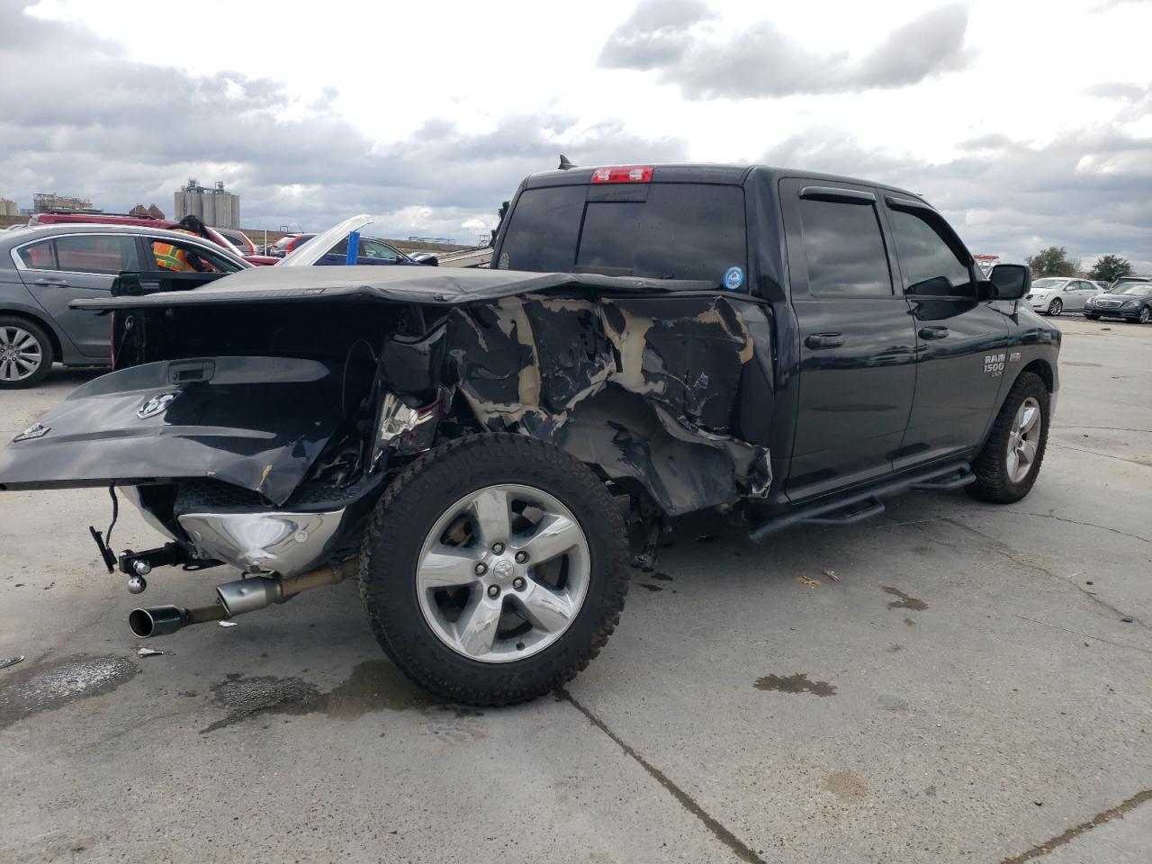 2019 RAM 1500 VIN 1C6RR6LTXKS563481 photo 3
