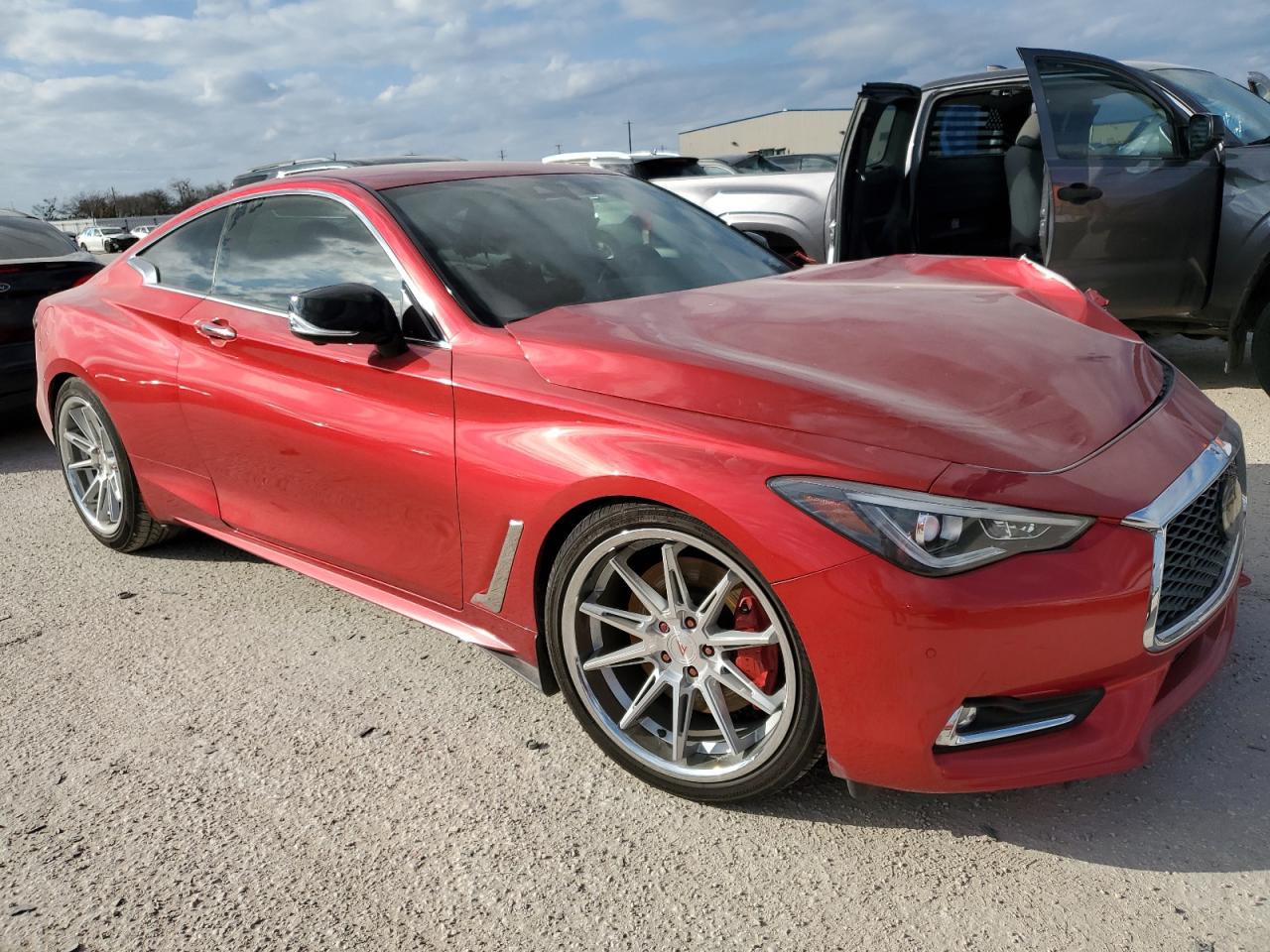 2019 INFINITI Q60 VIN JN1FV7EK4KM360627 photo 4