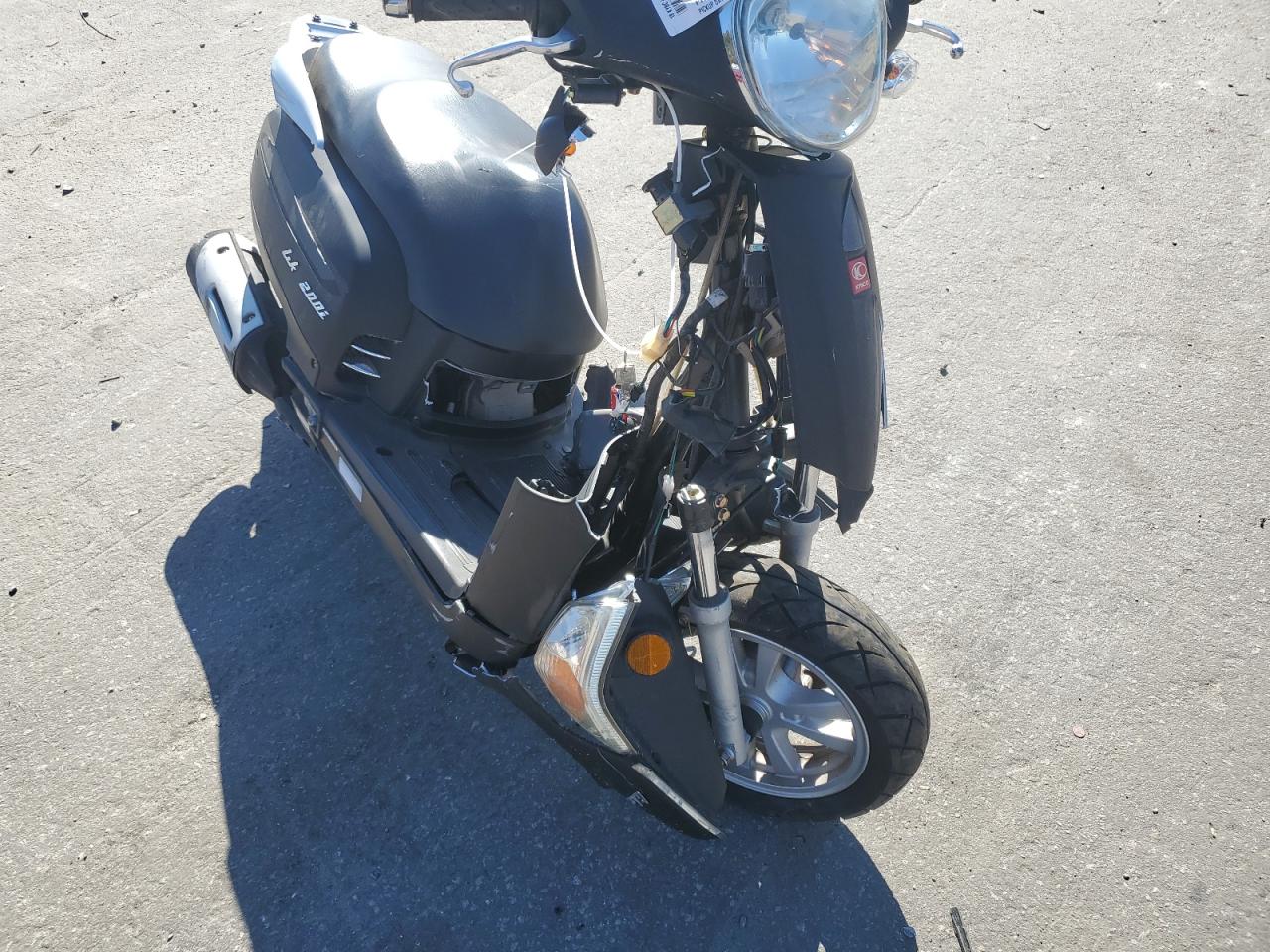 2018 KYMCO USA INC LIKE 200I VIN LC2D2H12XJC100128 photo 9