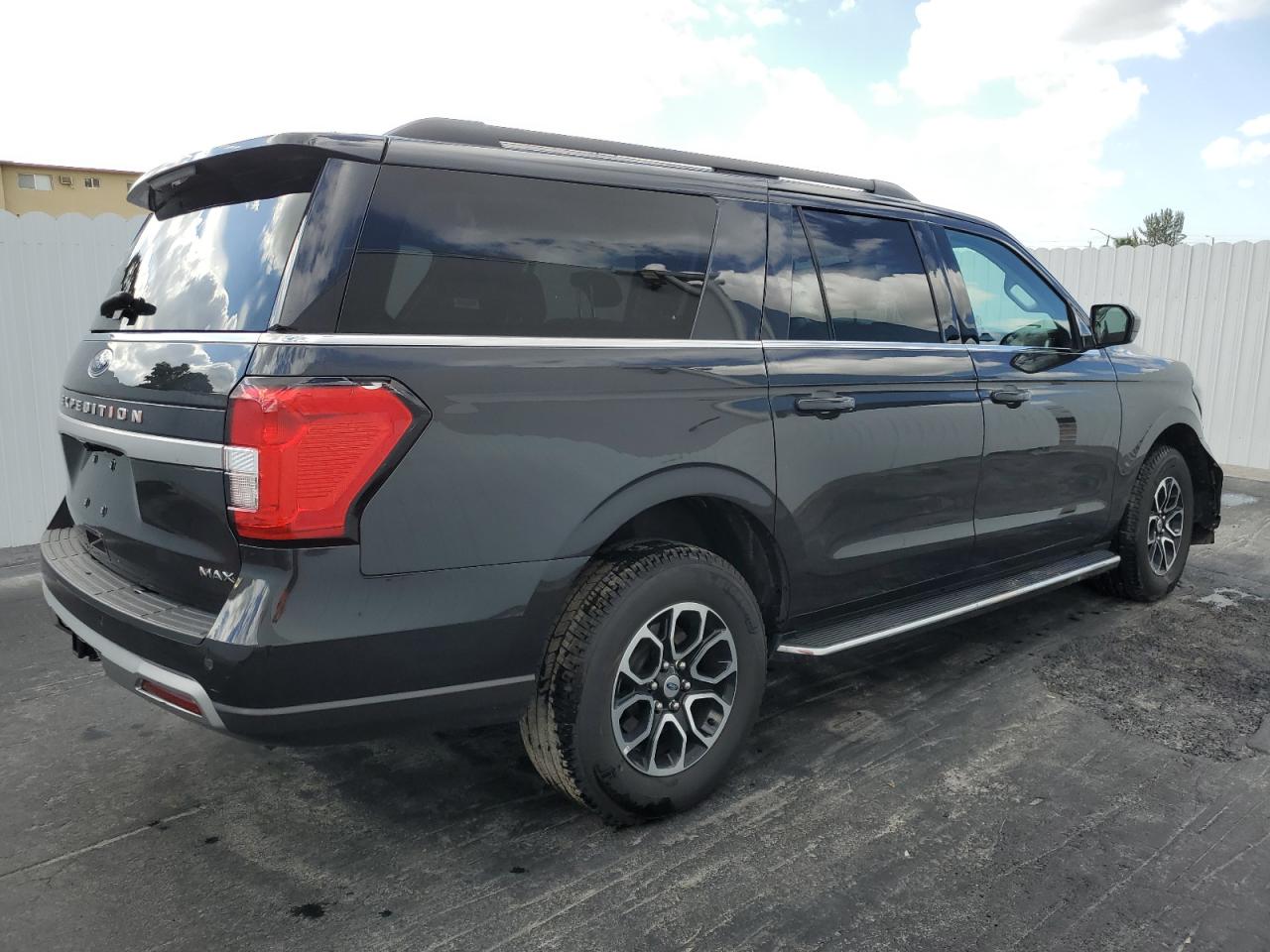 2023 FORD Expedition VIN 1FMJK1H81PEA03805 photo 3