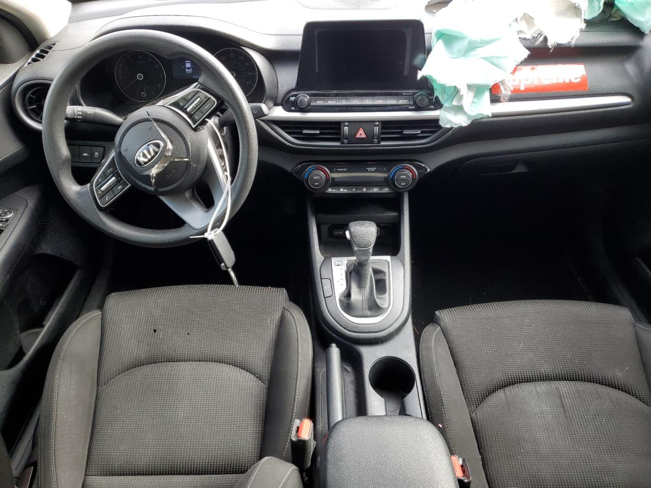 2019 KIA Forte VIN 3KPF24AD9KE033294 photo 8