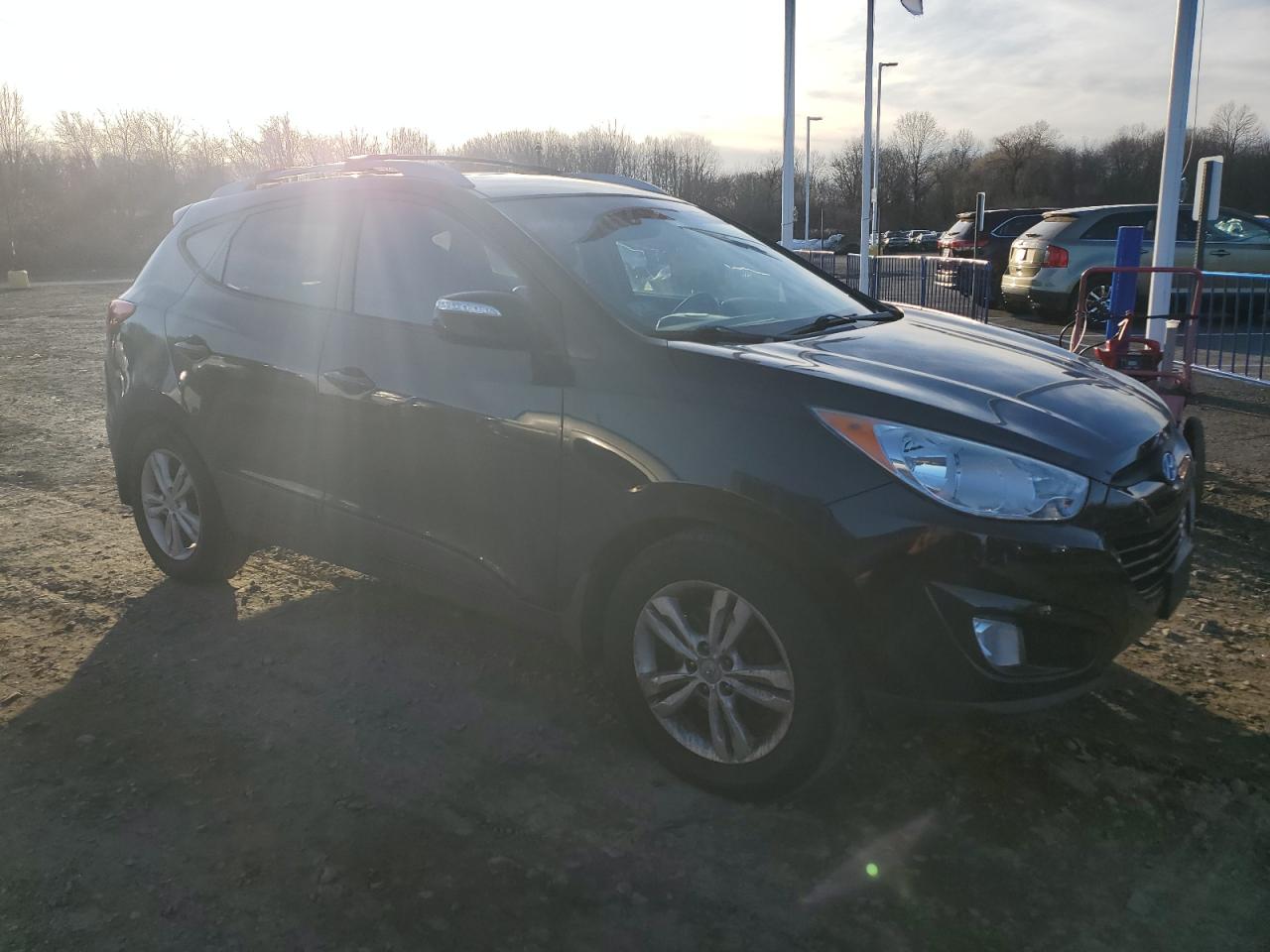 2013 HYUNDAI Tucson VIN KM8JUCAC4DU676948 photo 4