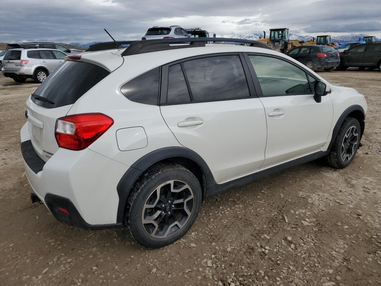 2017 SUBARU Crosstrek VIN JF2GPABCXHH270052 photo 3