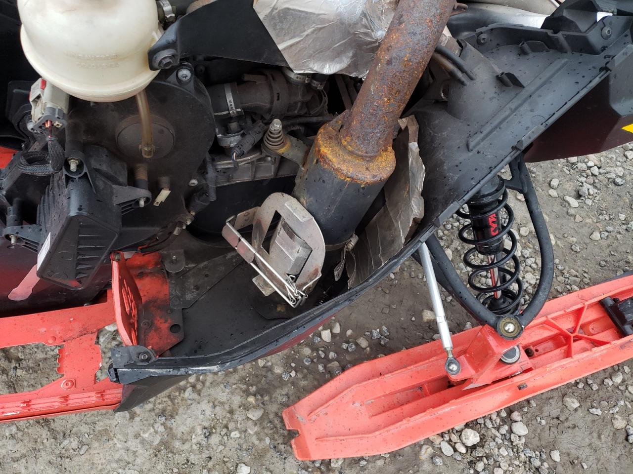 2019 SKI Snowmobile VIN 2BPSTKKD7KV000136 photo 9