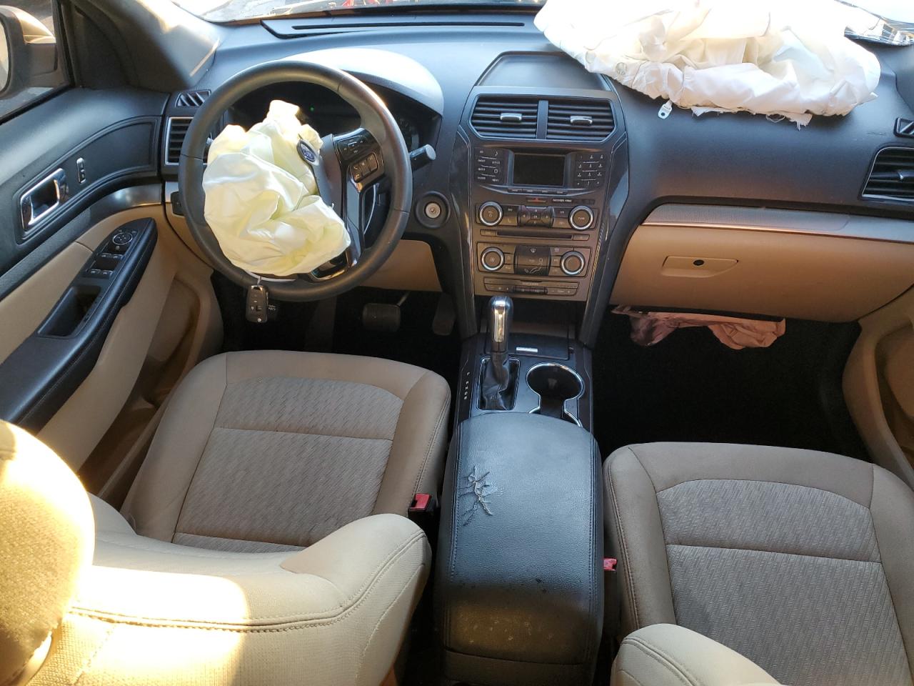 2016 FORD Explorer VIN 1FM5K7B83GGB71754 photo 8