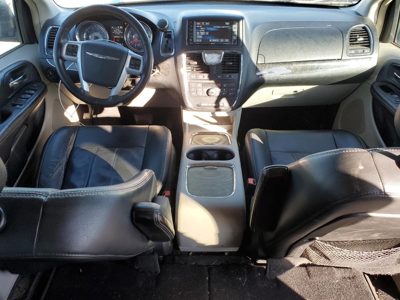 2014 Chrysler Minivan VIN 2C4RC1CG7ER133669 photo 8