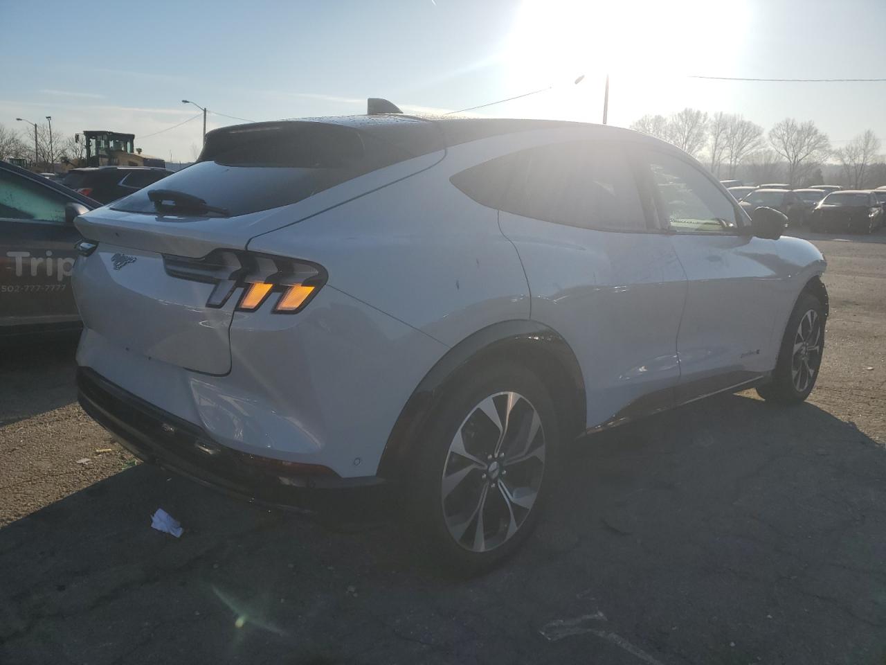 2021 FORD Mustang VIN 3FMTK3SU9MMA02126 photo 3