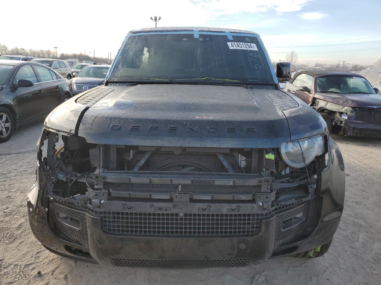 2023 LAND Defender VIN SALEWEEE8P2141038 photo 5