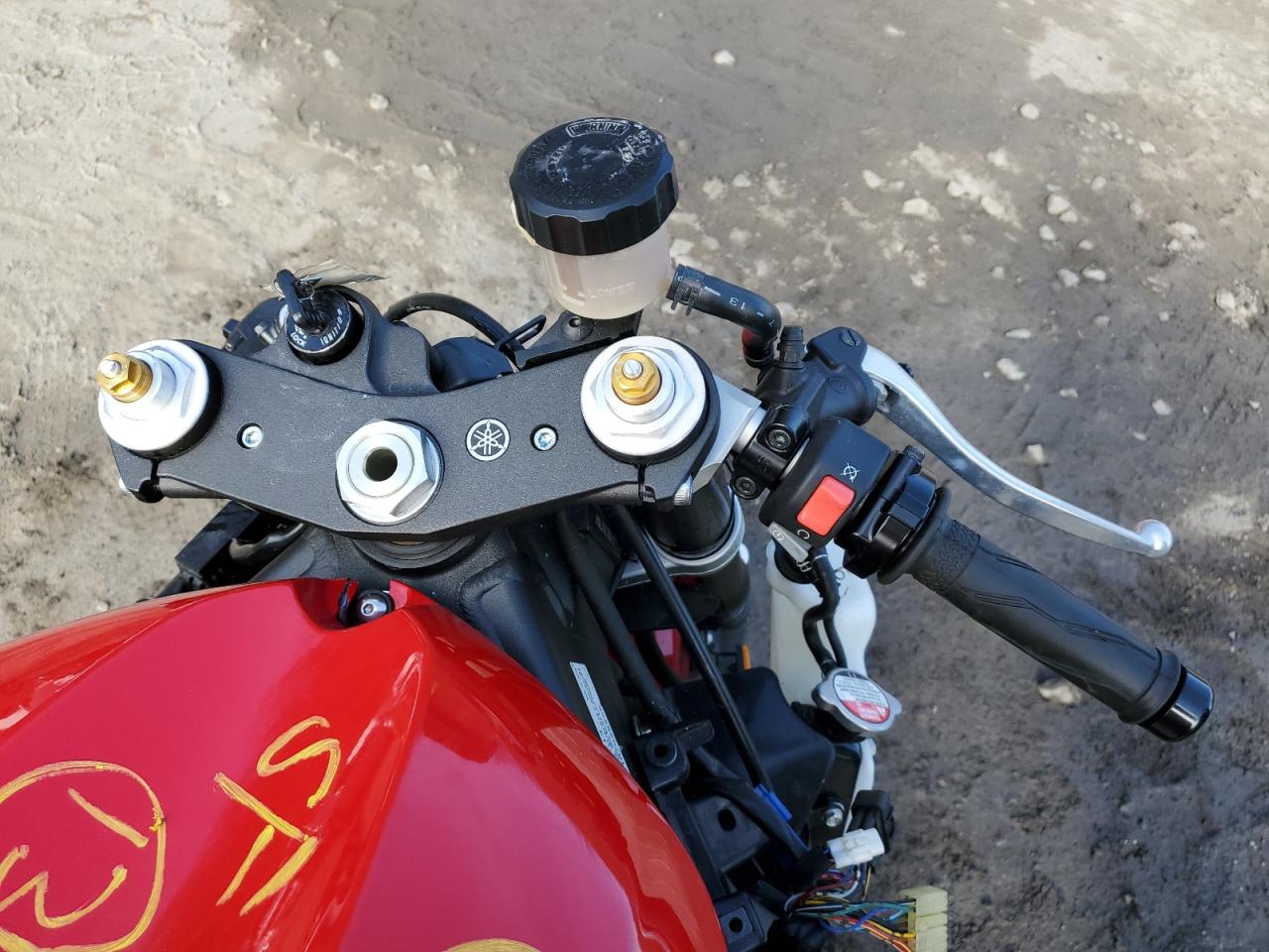 2013 YAMAHA YZFR6 VIN JYARJ16E1DA029225 photo 8