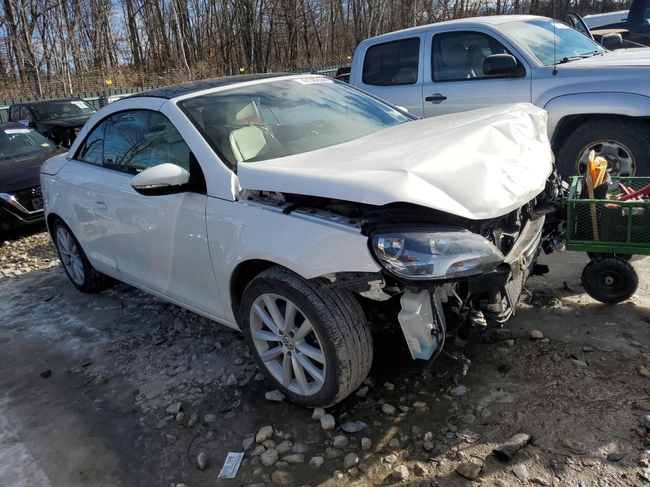 2013 VOLKSWAGEN Eos VIN WVWBW8AH5DV003849 photo 4