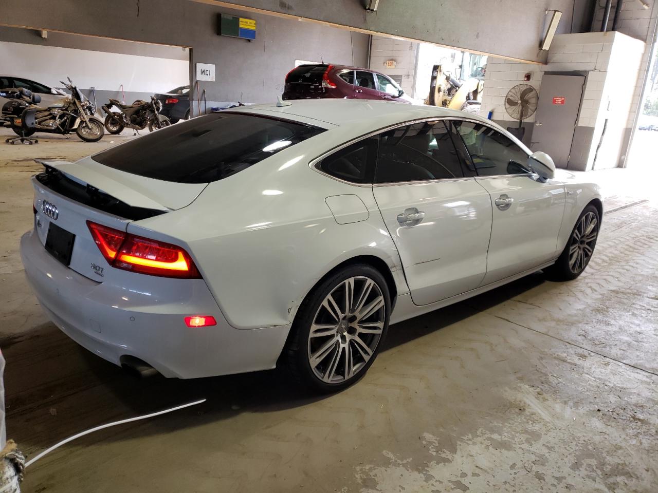 2012 Audi A7 VIN WAU2GCFC7CN125203 photo 3