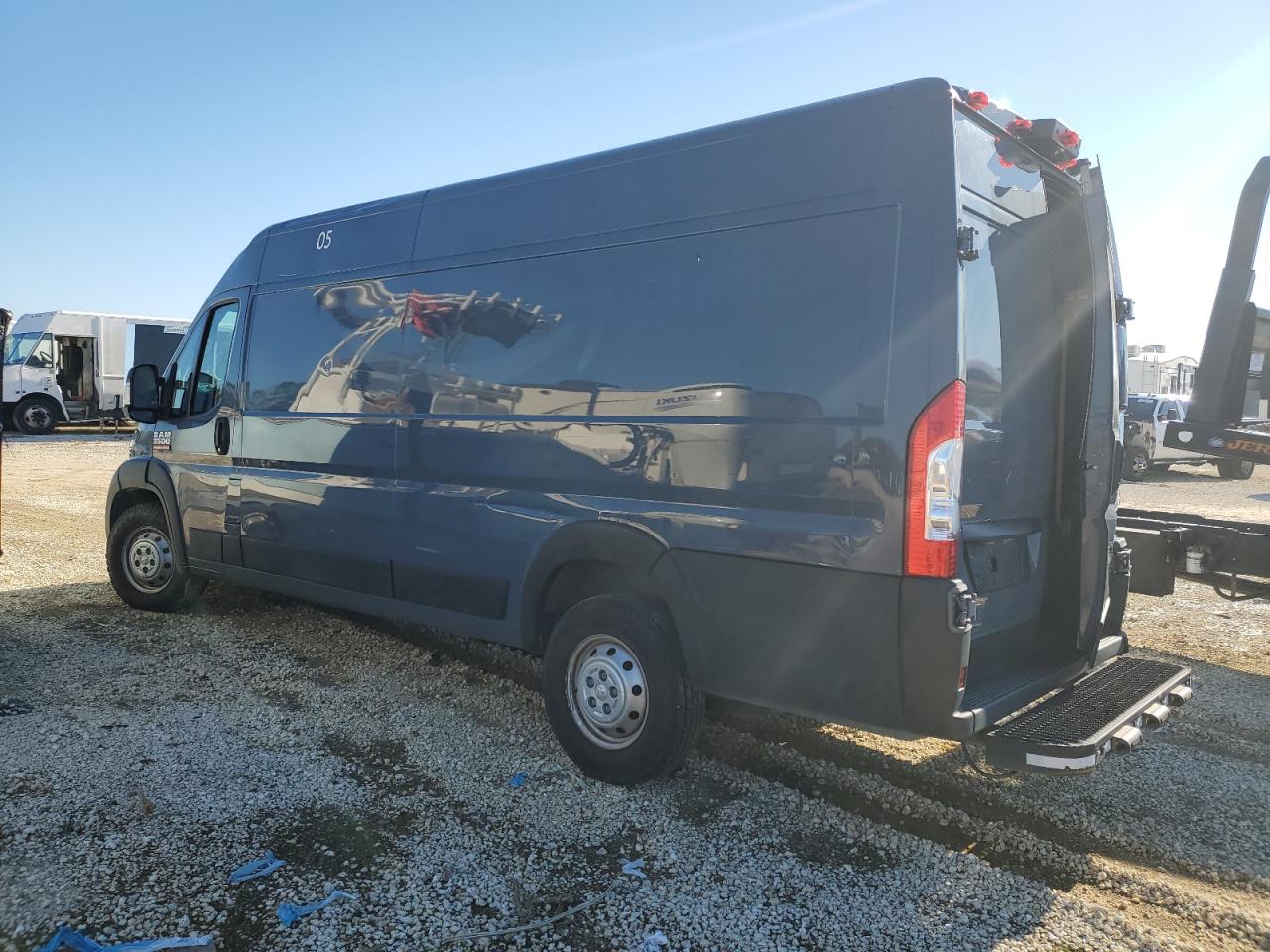 2021 RAM Promaster 3500 VIN 3C6MRVJG9ME535669 photo 2