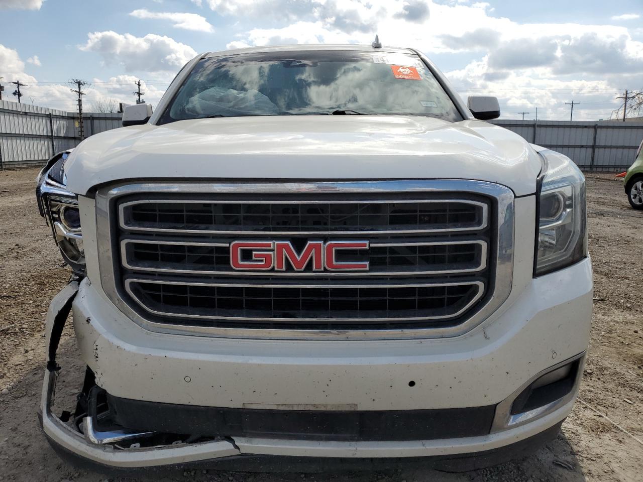 2015 GMC Yukon VIN 1GKS1BKC8FR686550 photo 5