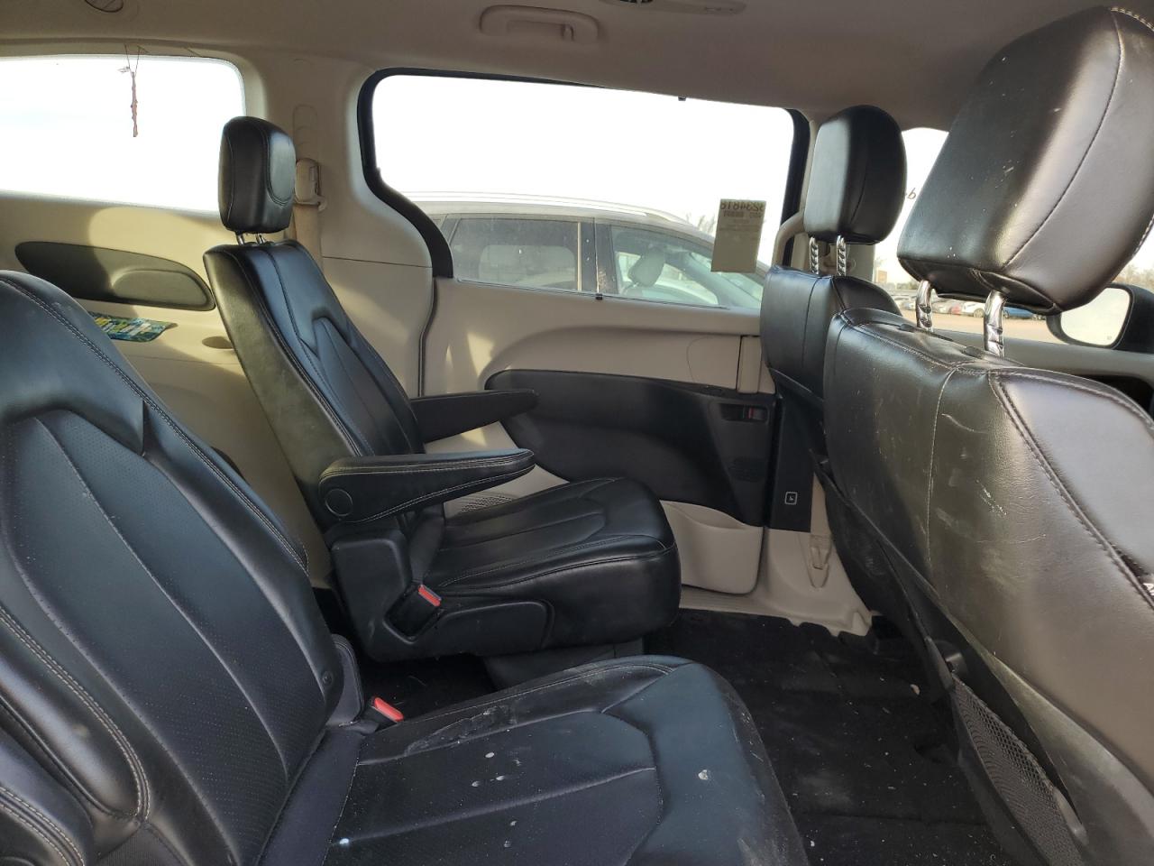 2020 CHRYSLER Minivan VIN 2C4RC1DG4LR157035 photo 11