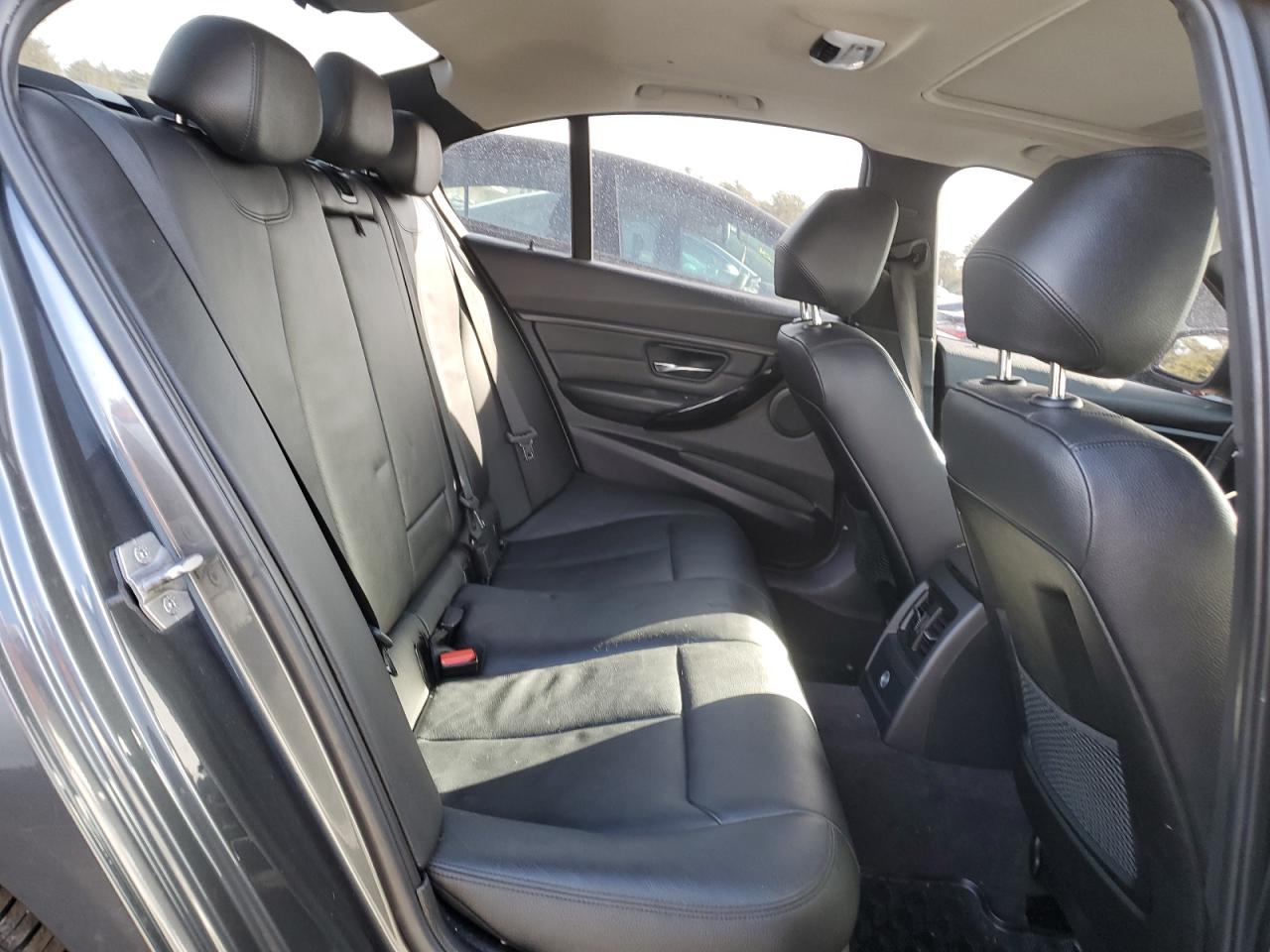2013 BMW 3 series VIN WBA3A5G58DNP24260 photo 10