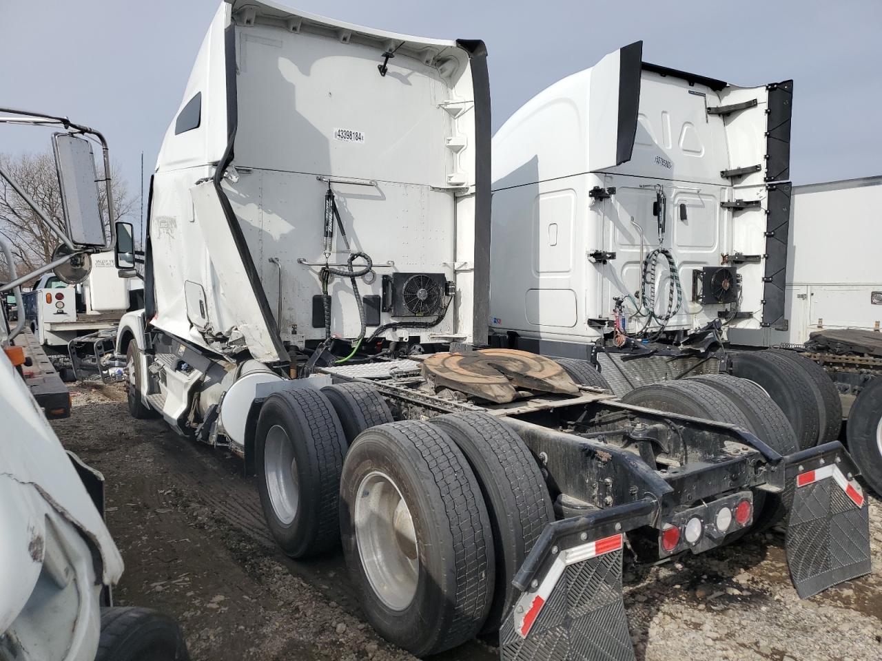 2023 KENWORTH All other VIN 1XKYDP9XXPJ228418 photo 3
