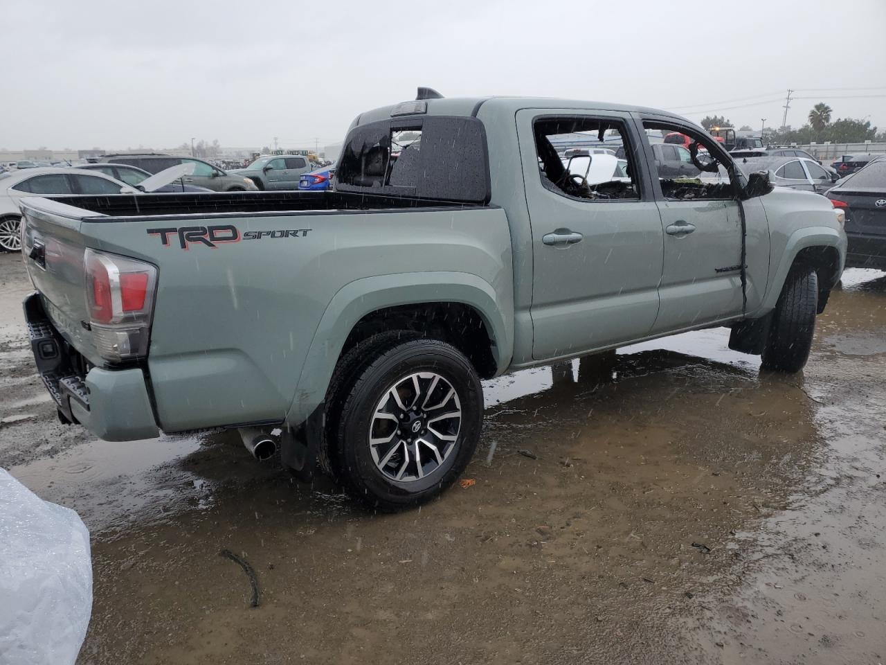 2022 TOYOTA Tacoma VIN 3TMAZ5CN6NM167806 photo 3