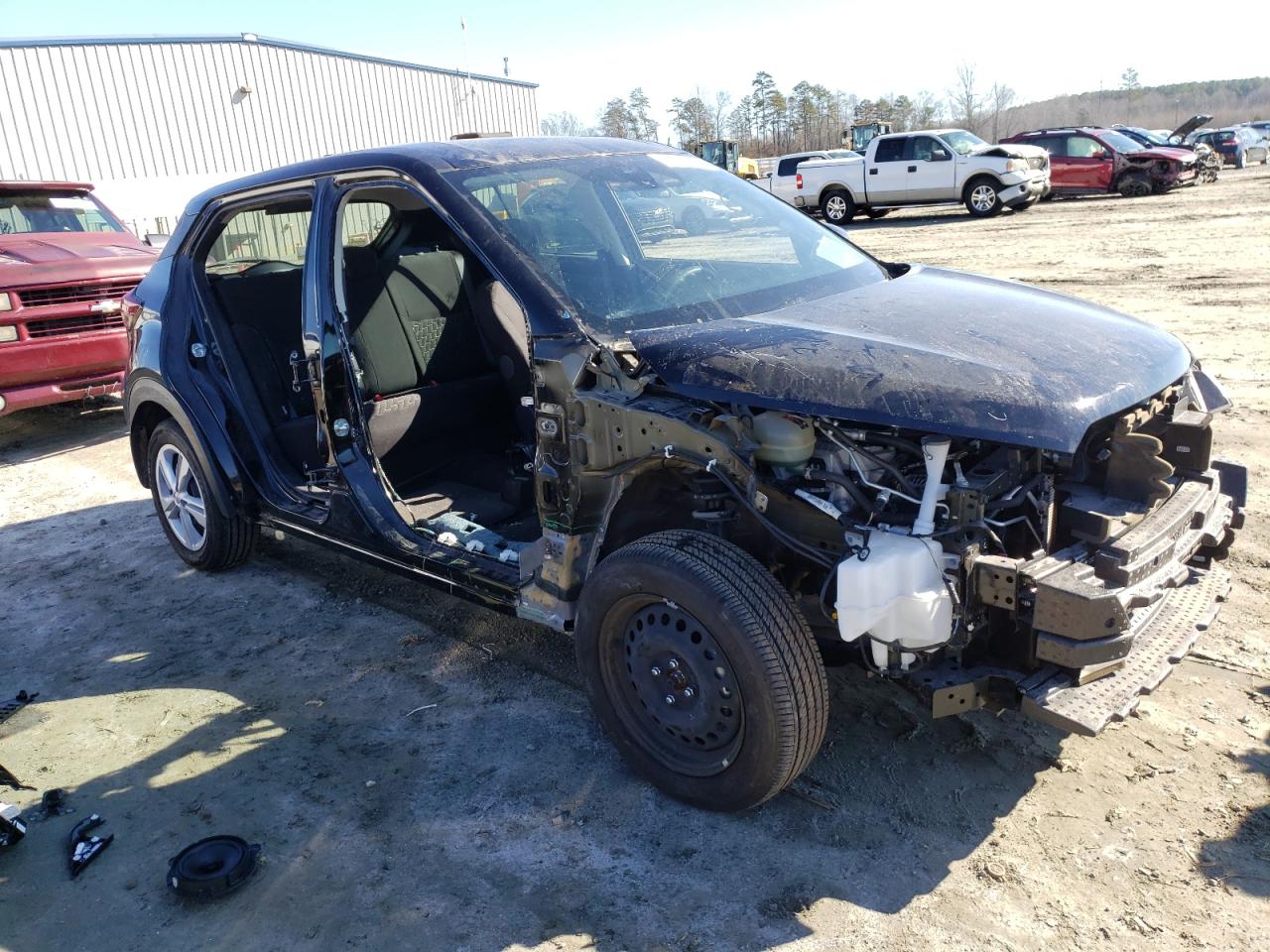 2022 NISSAN Kicks VIN 3N1CP5BVXNL497263 photo 4