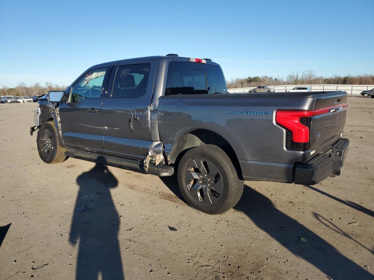 2023 FORD F150 light VIN 1FT6W1EV3PWG08671 photo 2