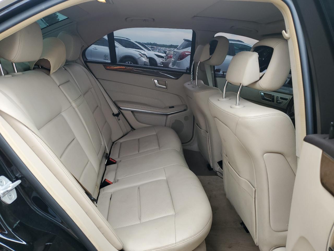 2015 Mercedes-Benz E-class VIN WDDHF8JBXFB114218 photo 10
