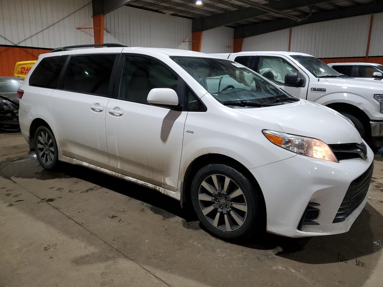 2019 TOYOTA Sienna le VIN 5TDJZ3DC4KS215557 photo 4