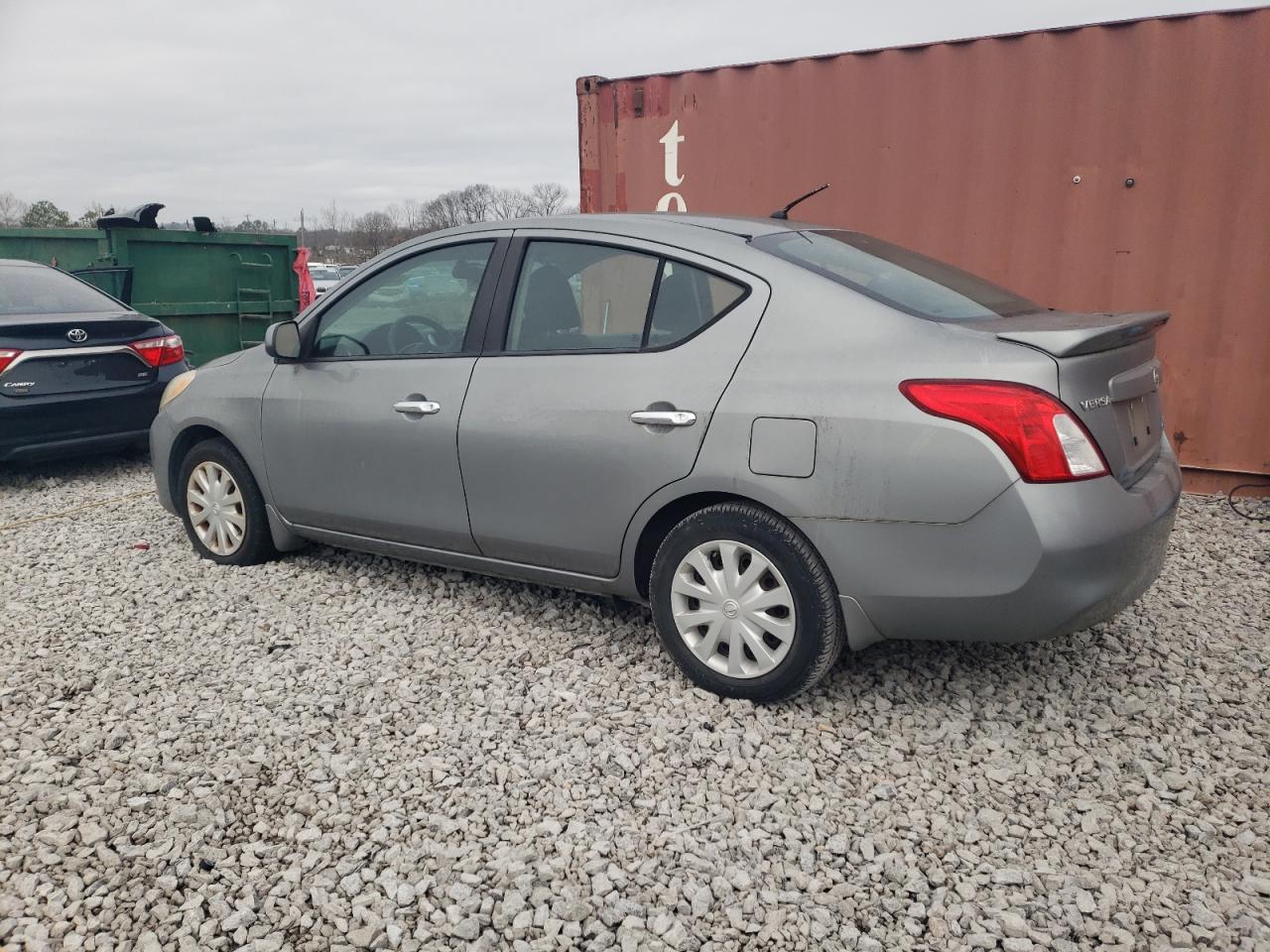 2013 Nissan Versa VIN 3N1CN7AP9DL858999 photo 2