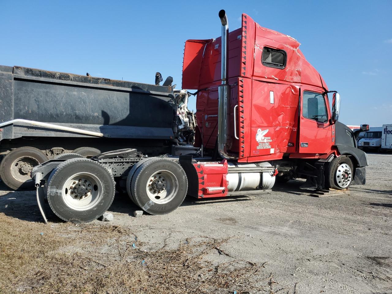 2006 VOLVO Vn VIN 4V4NC9GH46N437528 photo 4
