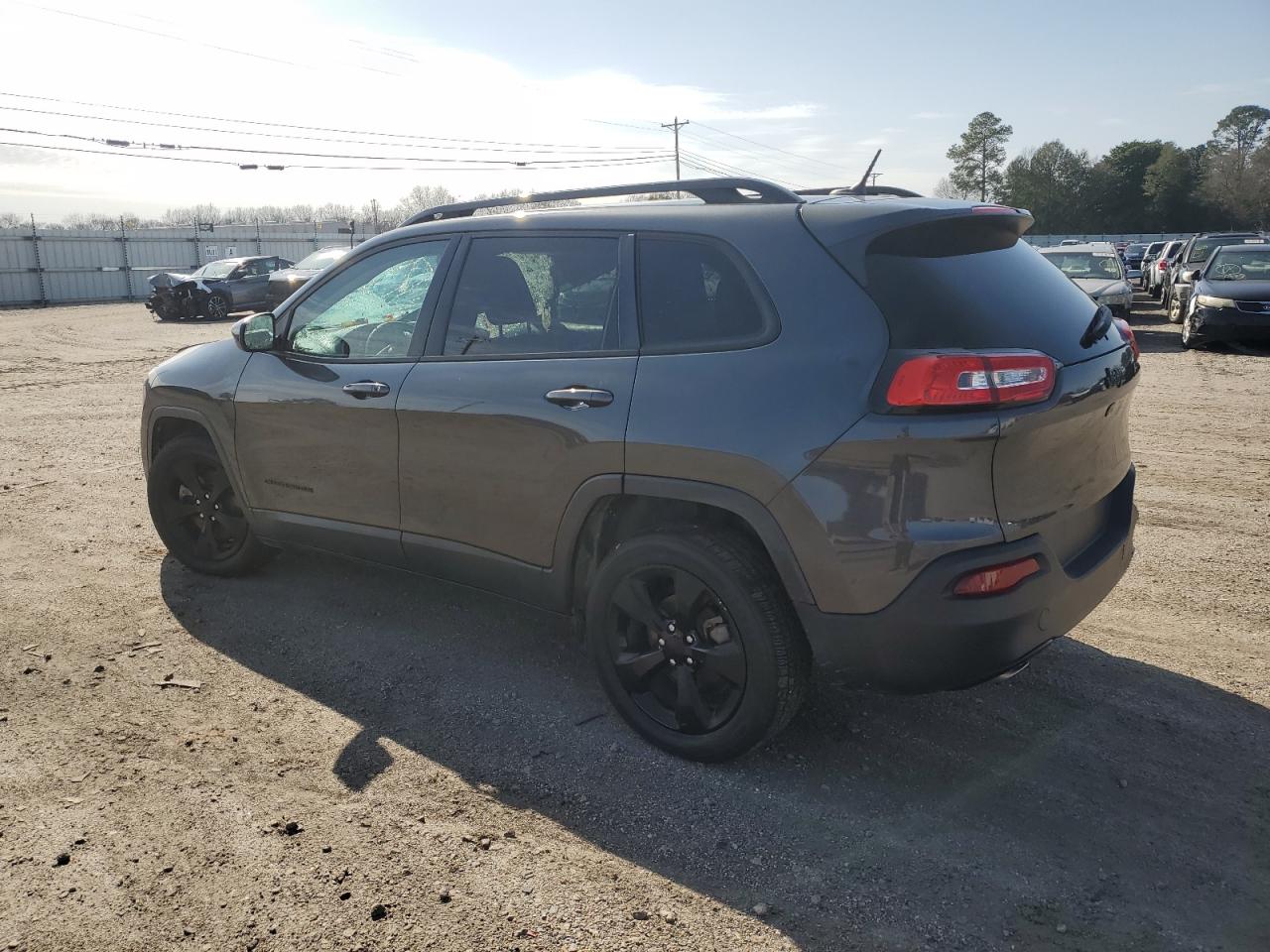 2015 Jeep Grand cher VIN 1C4PJLCB3FW723468 photo 2
