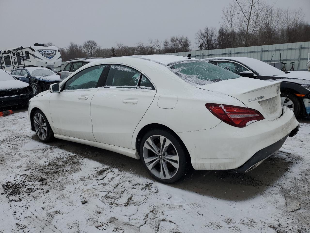 2019 Mercedes-Benz Cla-class VIN WDDSJ4EB7KN775608 photo 2