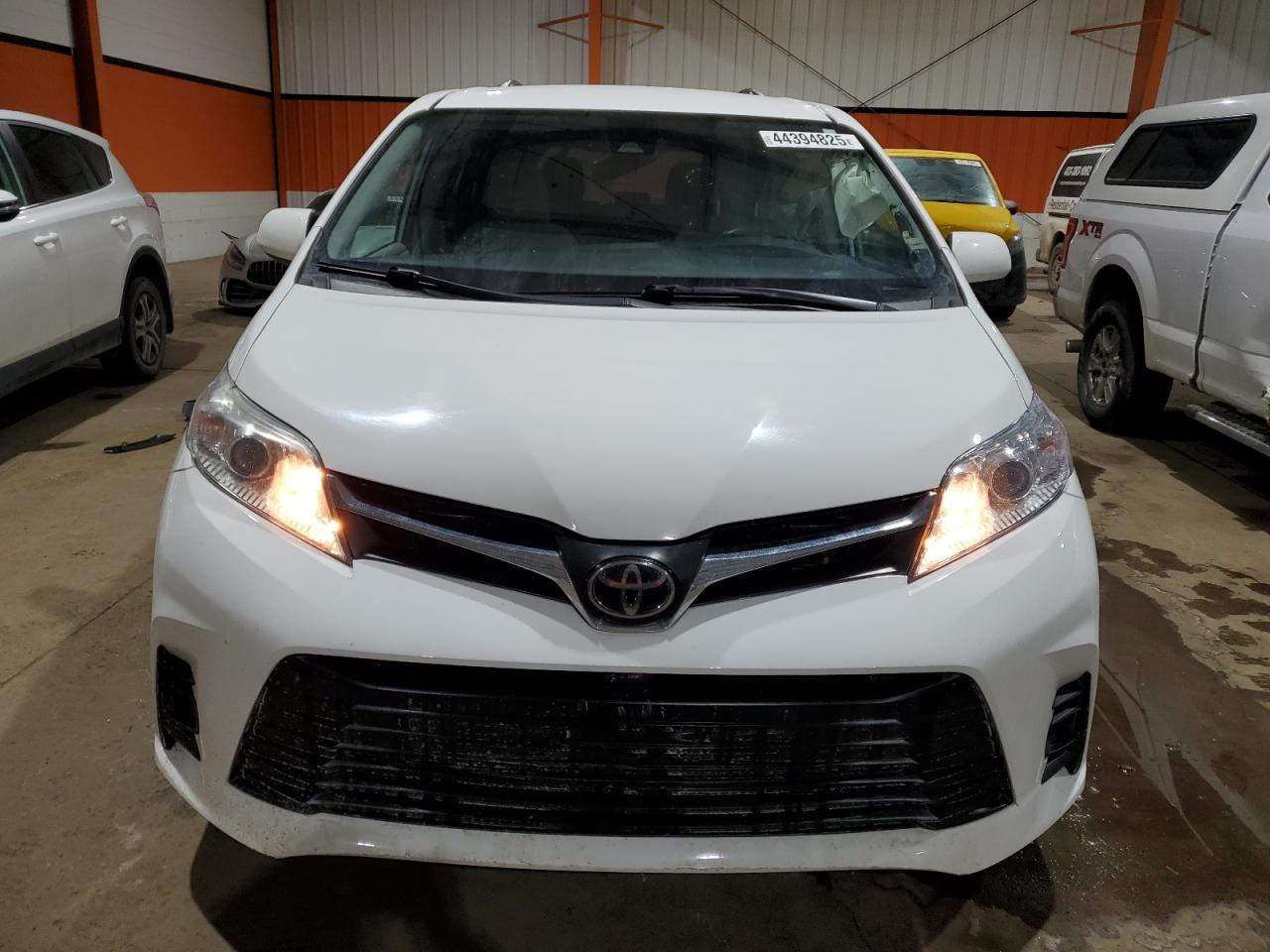 2019 TOYOTA Sienna le VIN 5TDJZ3DC4KS215557 photo 5